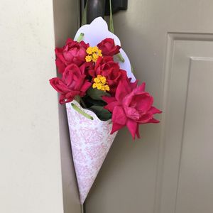 Adult Craft: May Bas